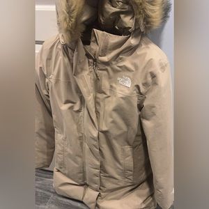 North face women’s jacket 550